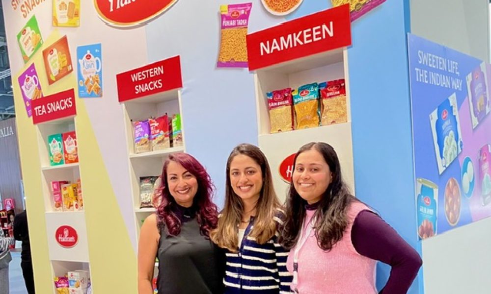Why Food Brands Need a PR Agency at Trade Shows: Standout Sampling, Bigger Buzz & Better Coverage